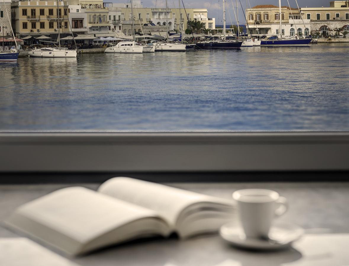 Naves Suites Ermoupoli Luaran gambar