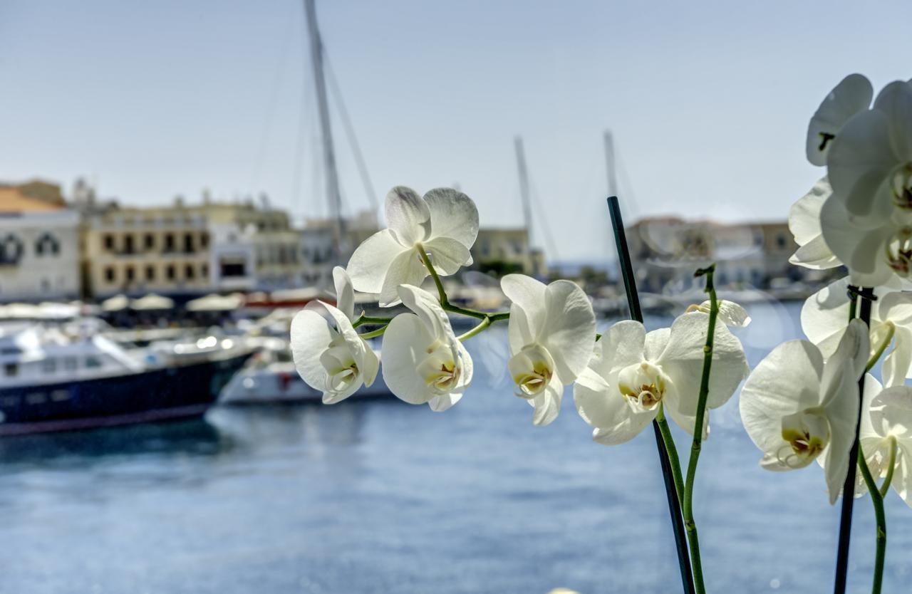 Naves Suites Ermoupoli Luaran gambar